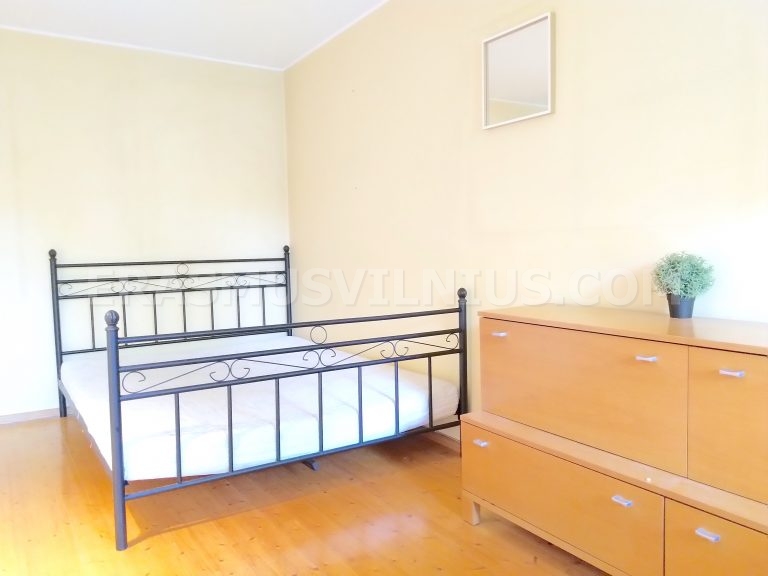 Schlafzimmer mit natürlichem Licht in Wohnung 1, Kauno gatvė Vilnius